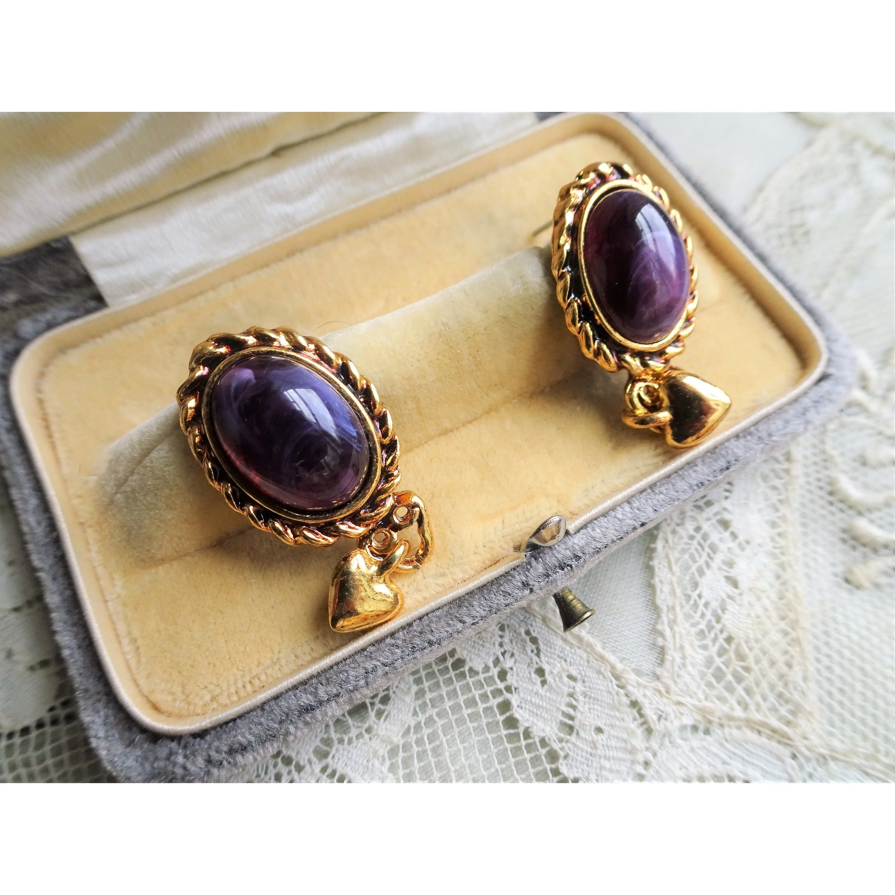 LOVELY Purple Glass and Gold Tone Metal, Pierced Earrings,Collectible Vintage Jewelry